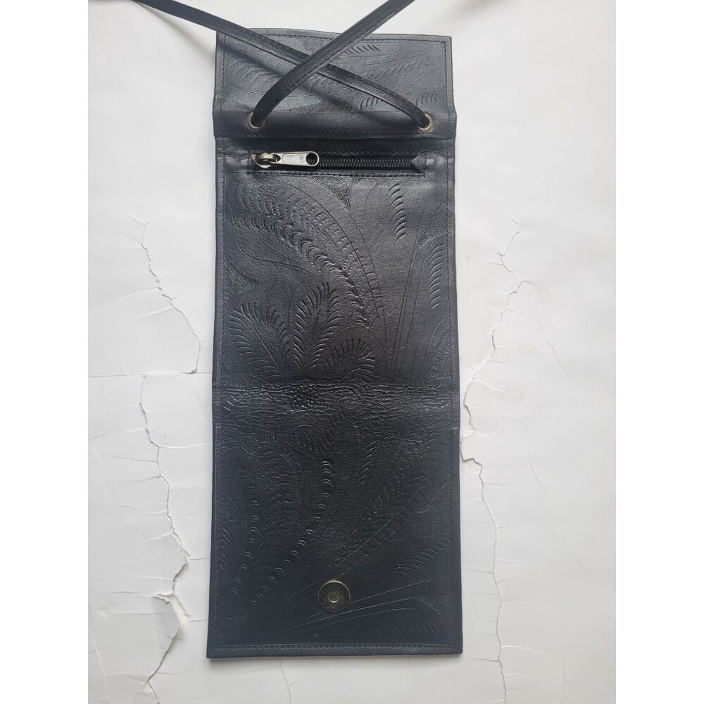 Leaders In Leather Embossed Leather Crossbody Bag Festival Concert 6x6 – Medium - Picture 6 of 8